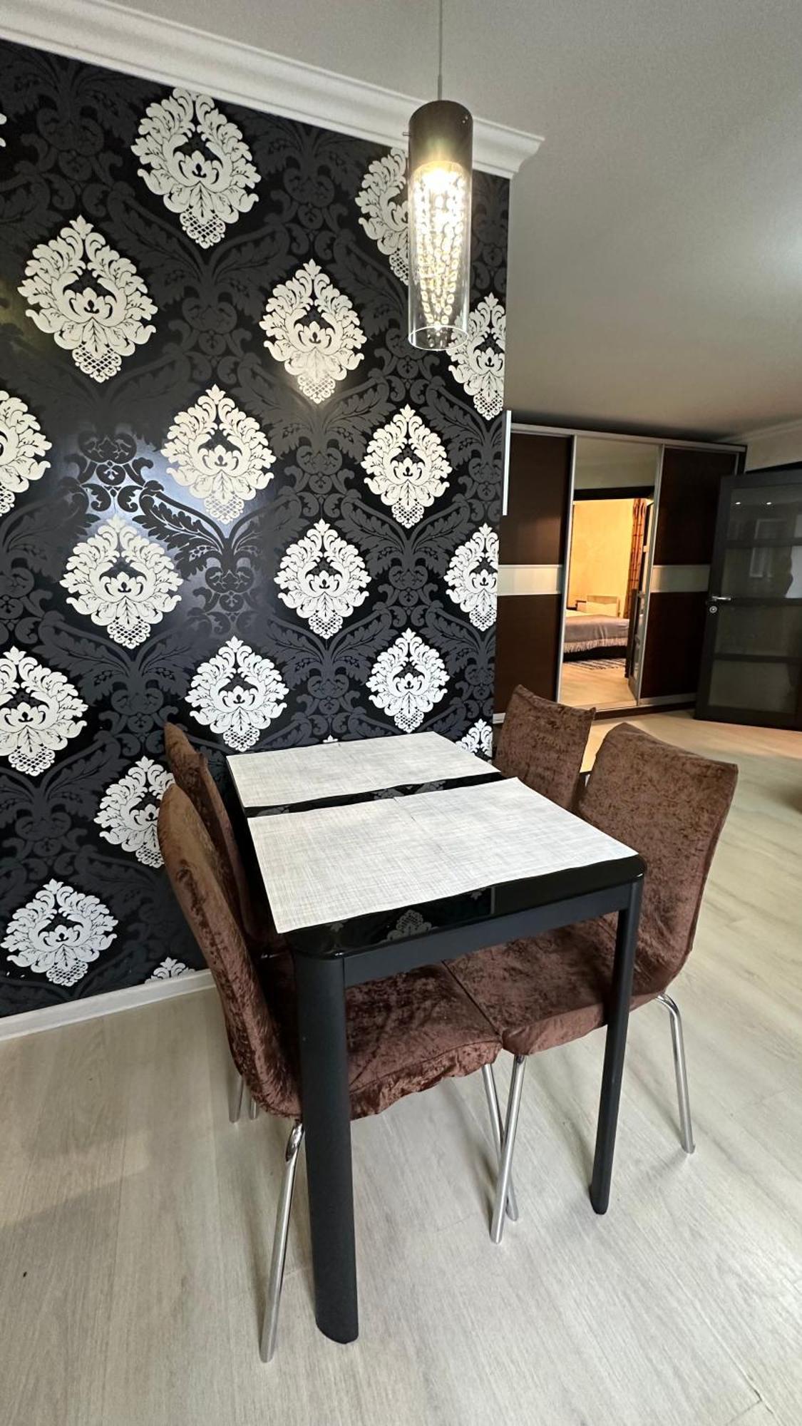 Apartment On Nauki Avenue 102 Dnipro Exteriör bild