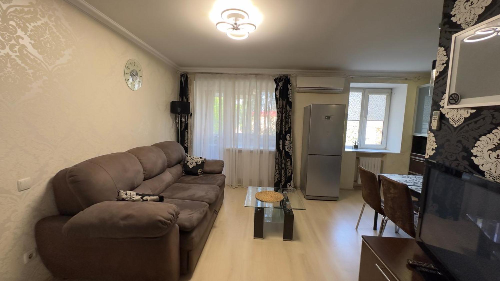 Apartment On Nauki Avenue 102 Dnipro Exteriör bild